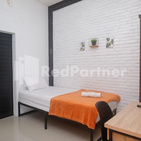 Rumah Daun Timoho Yogyakarta Redpartner Exterior photo